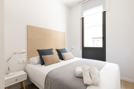 Appartement te huur in Barcelona Passatge De Saladrigas - Bilbao (10 Months Min)