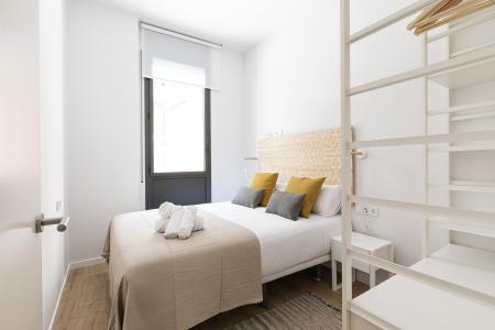 Appartement te huur in Barcelona Passatge De Saladrigas - Bilbao (10 Months Min)