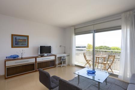 Appartement te huur in Montgat Ronda 8 De Març - Montgat Platja (min 6 Months)