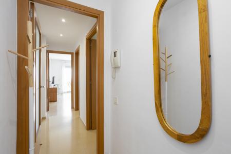 Appartement te huur in Montgat Ronda 8 De Març - Montgat Platja (min 6 Months)