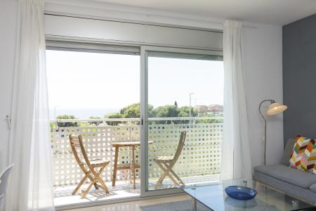 Appartement te huur in Montgat Ronda 8 De Març - Montgat Platja (min 6 Months)