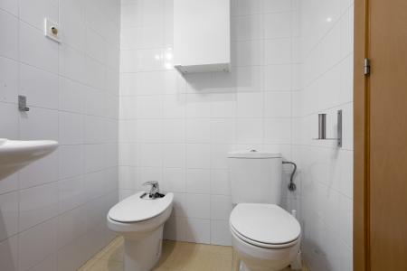 Appartement te huur in Montgat Ronda 8 De Març - Montgat Platja (min 6 Months)