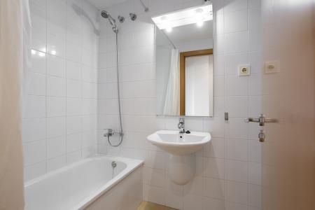 Appartement te huur in Montgat Ronda 8 De Març - Montgat Platja (min 6 Months)