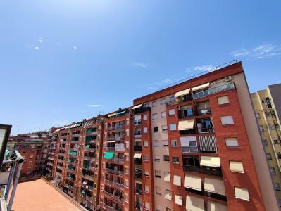 Appartement te huur in Barcelona Parcerisa - De La Constitució