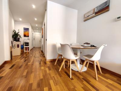 Appartement te huur in Barcelona Parcerisa - De La Constitució