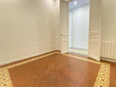 Apartment for Rent in Barcelona Comte D'urgell - Tamarit