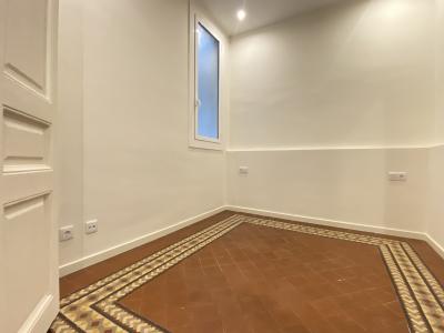 Apartment for Rent in Barcelona Comte D'urgell - Tamarit