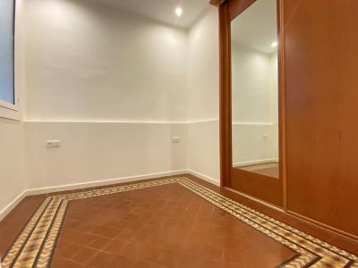 Apartment for Rent in Barcelona Comte D'urgell - Tamarit