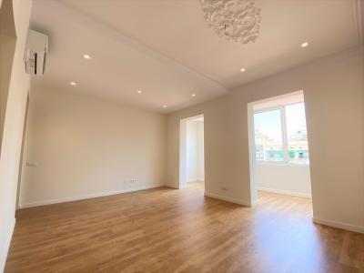 Wohnung zur Miete in Barcelona Comte D'urgell - Tamarit