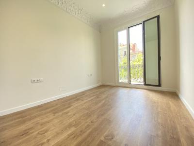Wohnung zur Miete in Barcelona Comte D'urgell - Tamarit