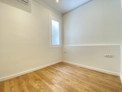 Wohnung zur Miete in Barcelona Comte D'urgell - Tamarit