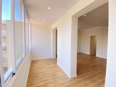 Wohnung zur Miete in Barcelona Comte D'urgell - Tamarit