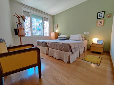 Wohnung zur Miete in Barcelona Comte Borrell - Diputació