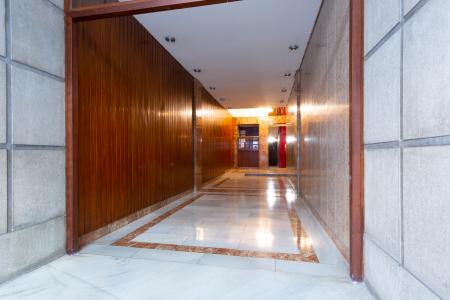 Appartement te huur in Barcelona Rosselló - Girona (+25 Y/o) (10 Months Minimum)