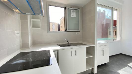 Wohnung zur Miete in Barcelona Arizala - Travessera De Les Corts