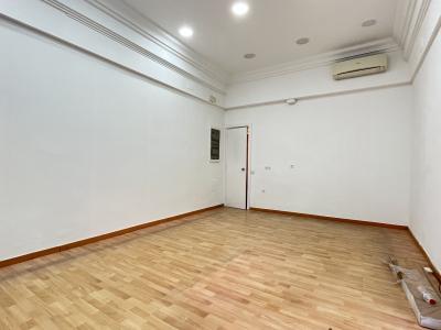 Local en Alquiler en Badalona Del Mar - Sant LlorenÇ (local Comercial Con Iva)