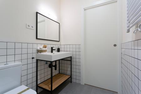 Appartamento in Affitto a Barcelona Pg Sant Joan - Ausias March (10 Months Minimum)