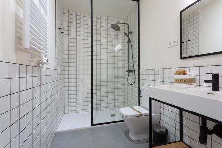 Appartamento in Affitto a Barcelona Pg Sant Joan - Ausias March (10 Months Minimum)
