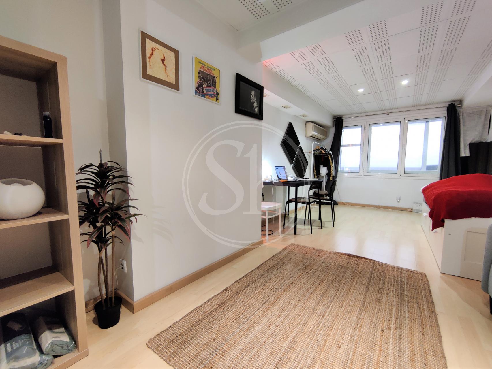Oficina zur Miete in Barcelona Sardenya - Casp (precio Más Iva)