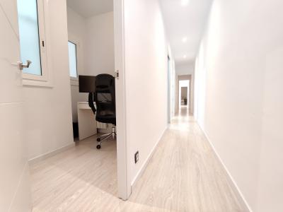 Wohnung zur Miete in Barcelona Magalhaes - Roser