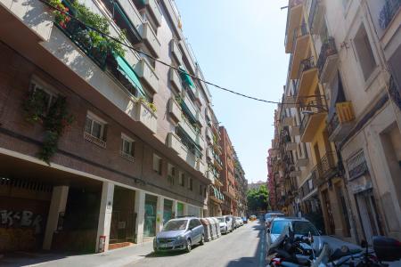Appartement te huur in Barcelona Av. Paral·lel - Vallhonrat