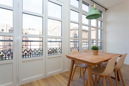 Excelente piso para una pareja en l'Eixample