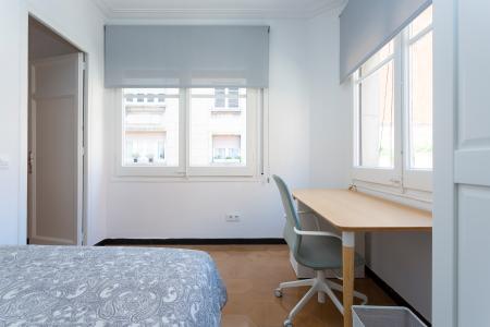 Piso de 80 m2 con tres habitaciones