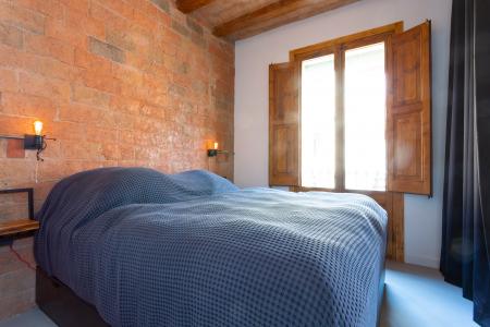 Appartement te huur in Barcelona Poeta Cabanyes - Blai (until 5th April)