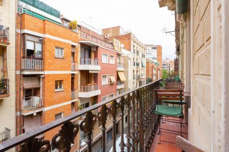 Appartement te huur in Barcelona Poeta Cabanyes - Blai (until 5th April)