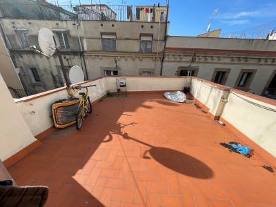 Estudi en Lloguer a Barcelona Robador - Hospital