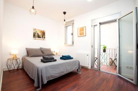 Amplio apartamento de alquiler temporal con dos habitaciones 