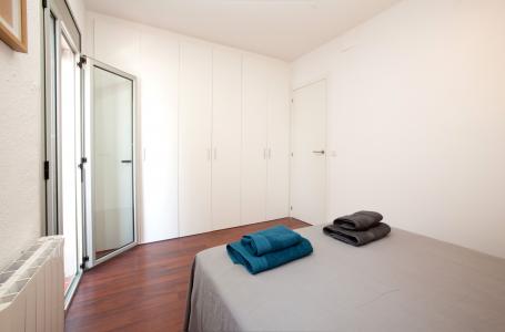 Amplio apartamento de alquiler temporal con dos habitaciones 