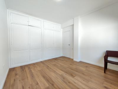 Piso en Alquiler en Barcelona Tenor Masini - Av. Madrid