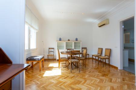 Apartment for Rent in Barcelona Av. Roma - Casanova