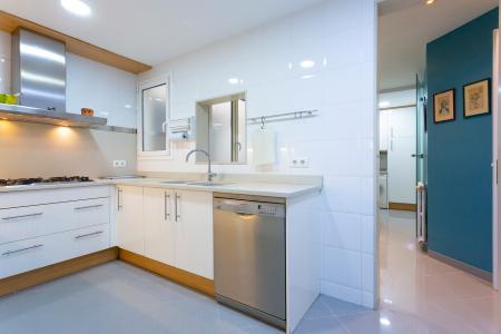 Apartment for Rent in Barcelona Av. Roma - Casanova