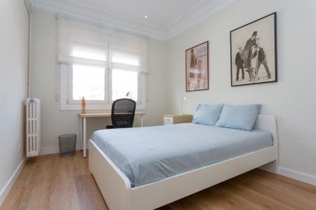 Apartment for Rent in Barcelona Av. Roma - Casanova