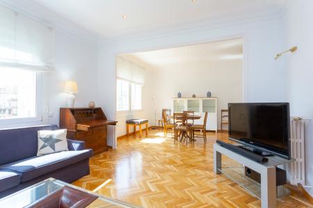 Apartment for Rent in Barcelona Av. Roma - Casanova