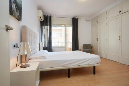 Espacioso piso con balcón en Balmes - Madrazo