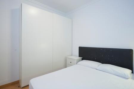 Espacioso piso con balcón en Balmes - Madrazo