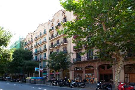 Appartement te huur in Barcelona Diputació - Entença
