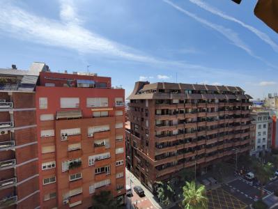 Piso en Alquiler en Barcelona Travessera De Dalt  - Verdi