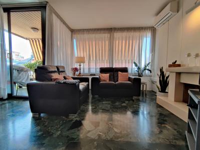 Piso en Alquiler en Barcelona Travessera De Dalt  - Verdi