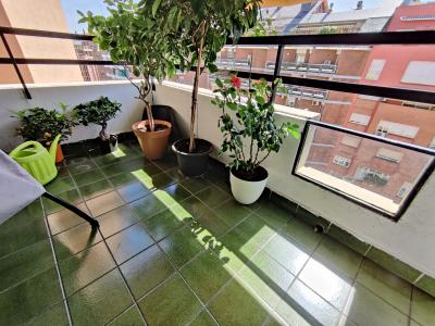 Piso en Alquiler en Barcelona Travessera De Dalt  - Verdi