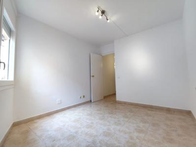 Piso en alquiler de 91 m2 en Paral·lel 