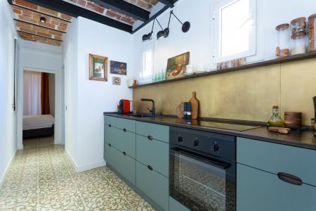 Apartamento en alquiler temporal con habitación doble y balcón en Poble-sec