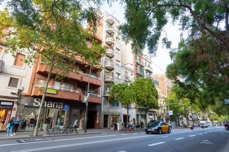 Bonito piso de alquiler en Sants
