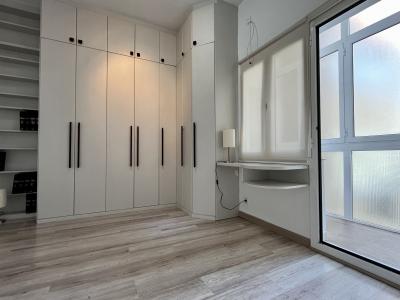 Piso de 85 m2 con balcón en el Eixample