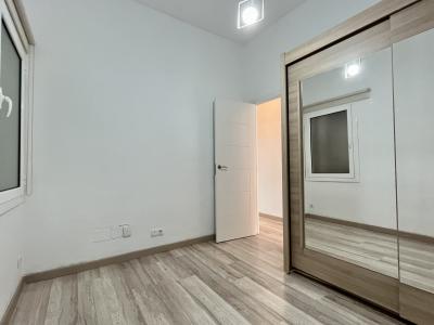 Piso de 85 m2 con balcón en el Eixample