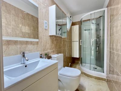 Piso de 85 m2 con balcón en el Eixample