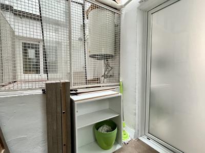 Piso de 85 m2 con balcón en el Eixample